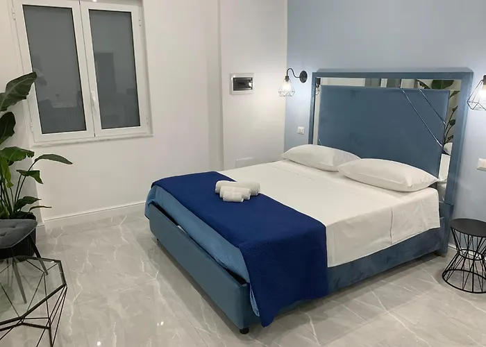 Miris Apartment Fast Comfortable Naples Airport Capodichino 25 Minutes Walk Self Check-In